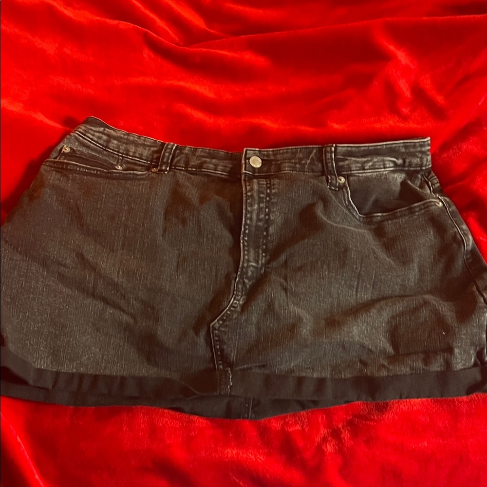 Banana Republic Black Denim Skirt